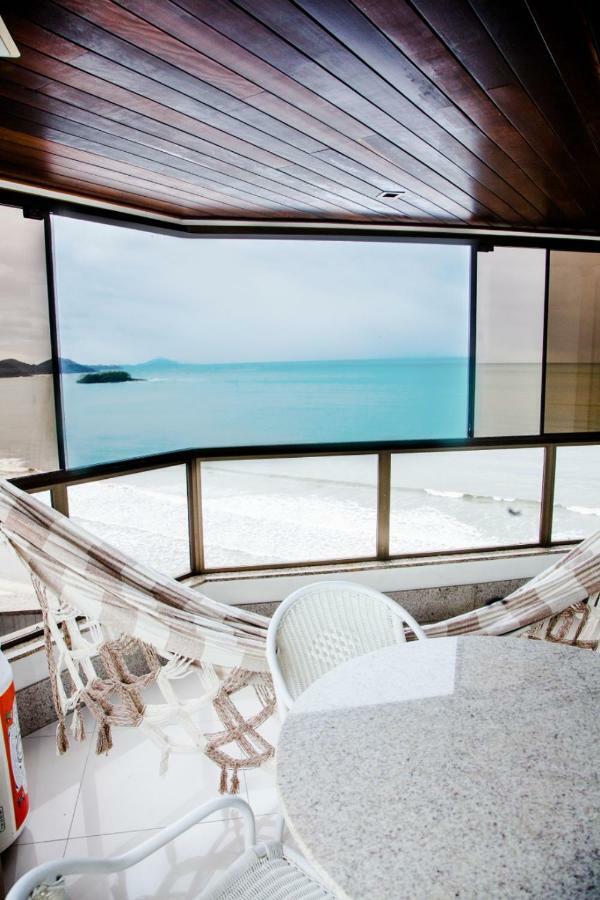 Apto Frente Mar Bal Camboriu Pe Na Areia Fantastica E Encantadora Vista Mar Balneario Camboriu Bagian luar foto